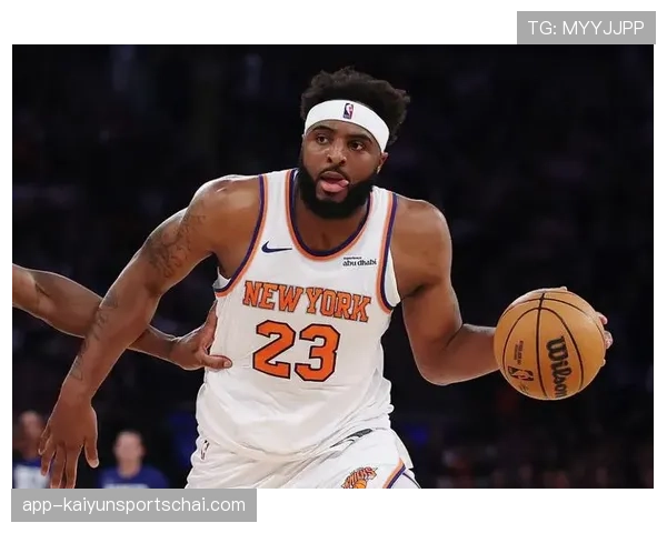 米切尔·罗宾逊内线防守强势，盖帽效率显著提升球队篮板控制